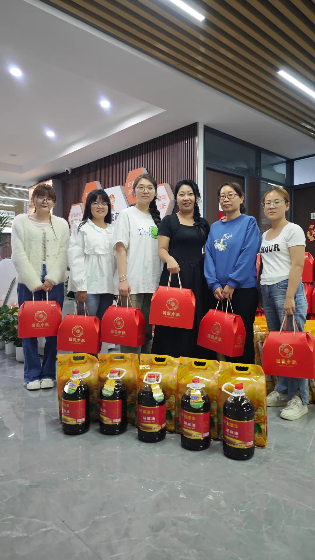 工商注冊,代理記賬,企業(yè)稅籌,審計(jì)報(bào)告,資質(zhì)代辦